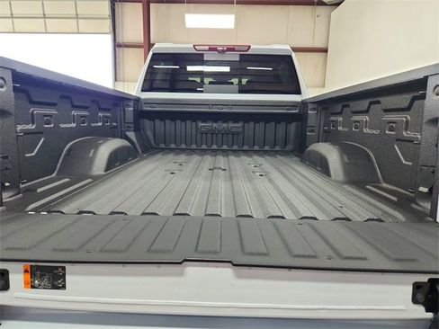 New 2026 GMC Sierra 2500 Denali w/ Denali Reserve Package image 44