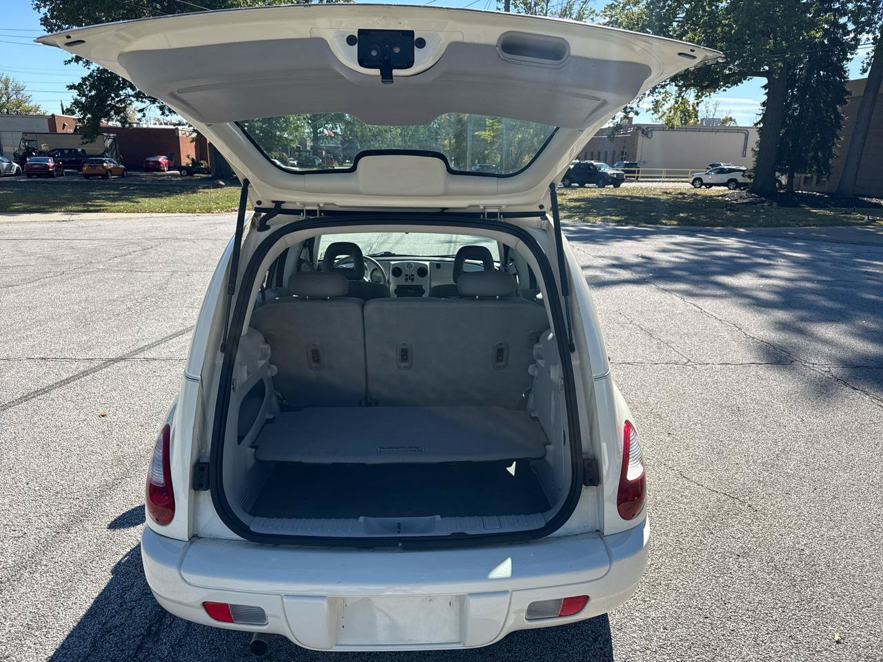 Used 2006 Chrysler PT Cruiser FWD image 19