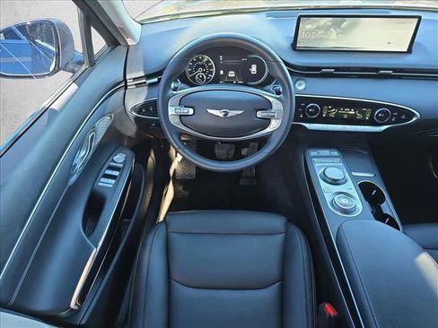 Used 2024 Genesis GV70 2.5T image 16