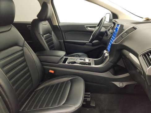 Used 2023 Ford Edge SEL image 21