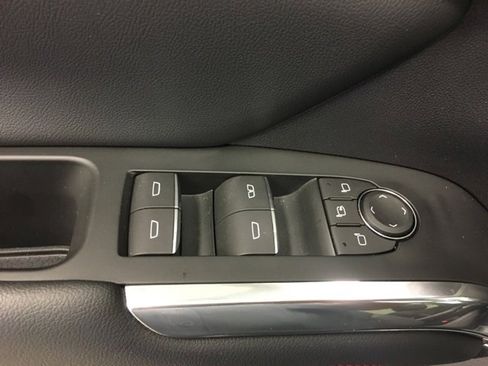 Used 2024 Chevrolet Traverse RS w/ LPO, Floor Liner Package image 37