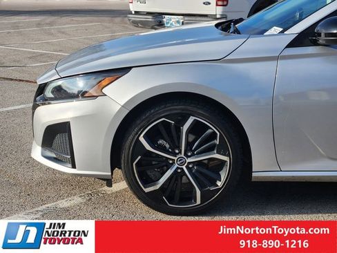 Used 2024 Nissan Altima 2.5 SR image 8
