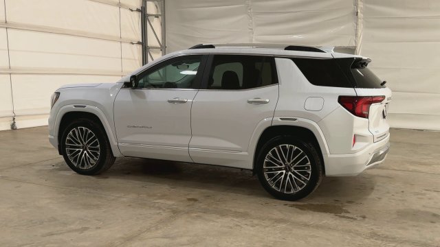 New 2027 GMC Terrain Denali w/ LPO, Floor Liner Package AWD/4WD image 6