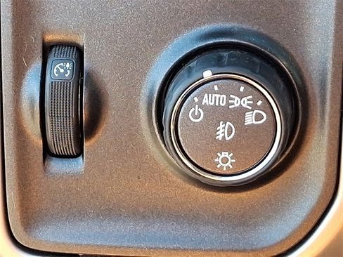 Used 2018 GMC Sierra 1500 Denali w/ Denali Ultimate Package image 23