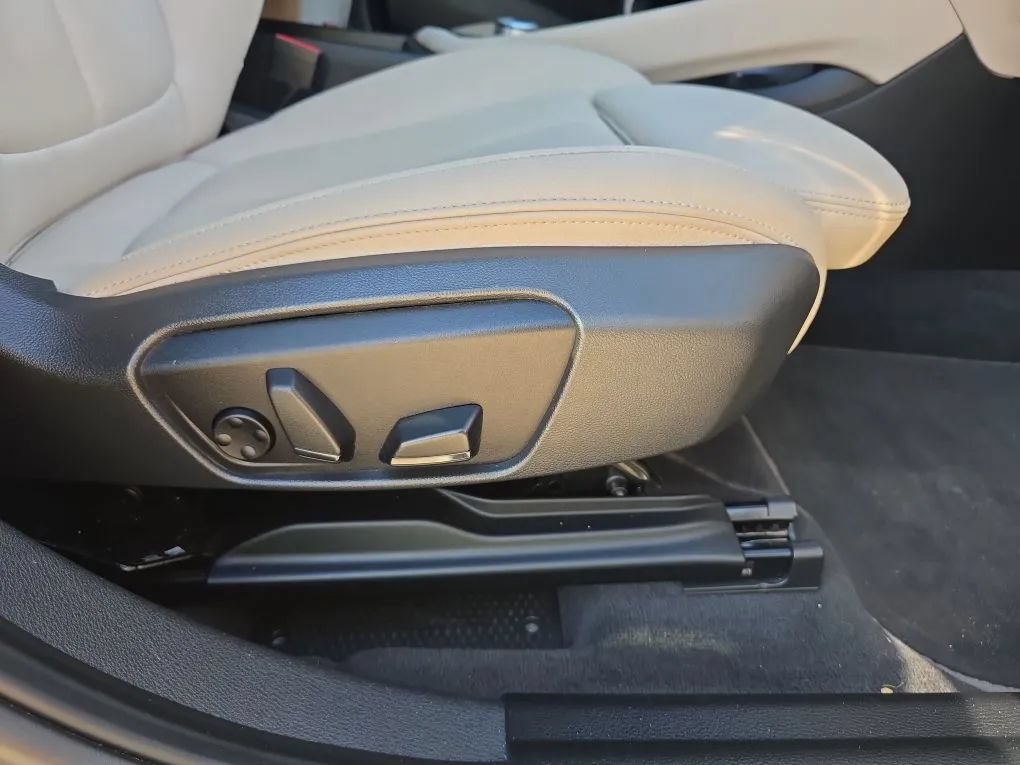 Used 2022 BMW X2 sDrive28i w/ Convenience Package FWD image 46