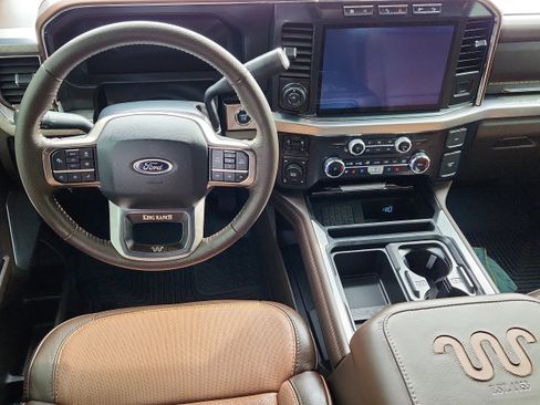 Used 2024 Ford F250 King Ranch image 12