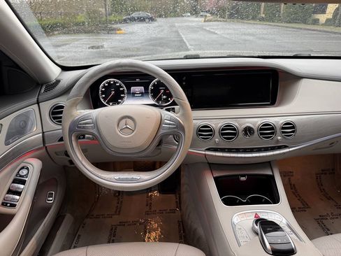 Used 2015 Mercedes-Benz S 550 Sedan image 16