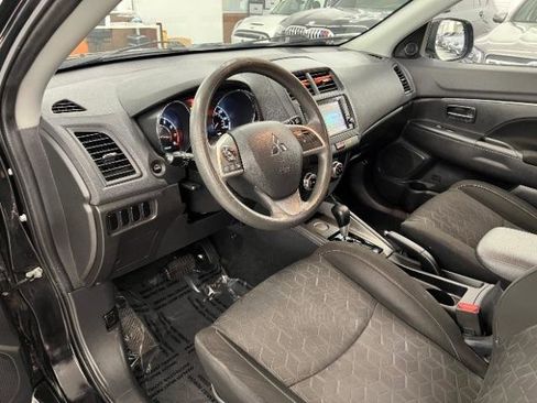 Used 2020 Mitsubishi Outlander Sport ES image 7