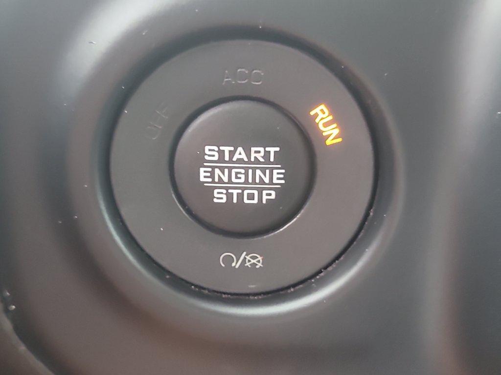 Used 2019 Jeep Wrangler Sport w/ Quick Order Package 24S AWD/4WD image 23