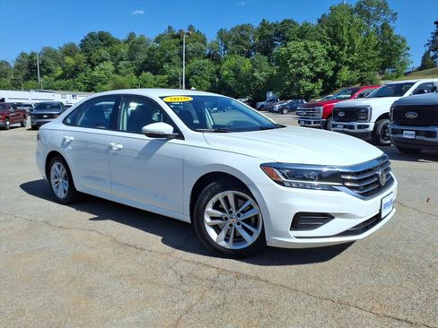 Used 2020 Volkswagen Passat 2.0T S FWD image 3
