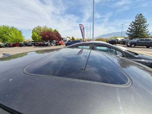 Used 2021 MAZDA MAZDA3 s image 45