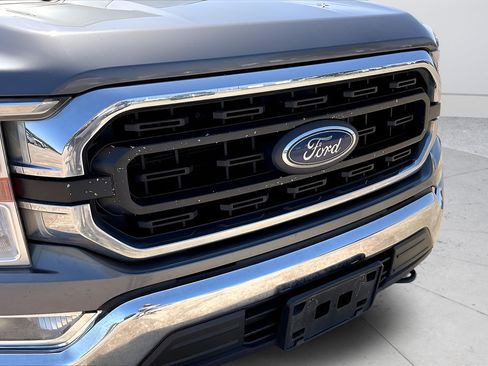 Certified 2022 Ford F150 XLT w/ Equipment Group 301A Mid AWD/4WD image 34