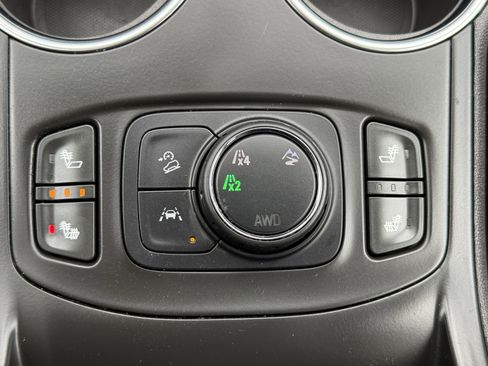 Used 2022 GMC Terrain SLE w/ Driver Convenience Package AWD/4WD image 32