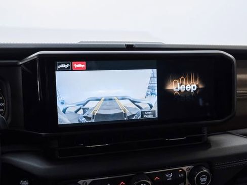 Used 2025 Jeep Gladiator Rubicon w/ Safety Group image 65