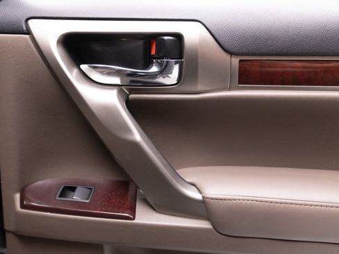 Used 2019 Lexus GX 460 Premium AWD/4WD image 57