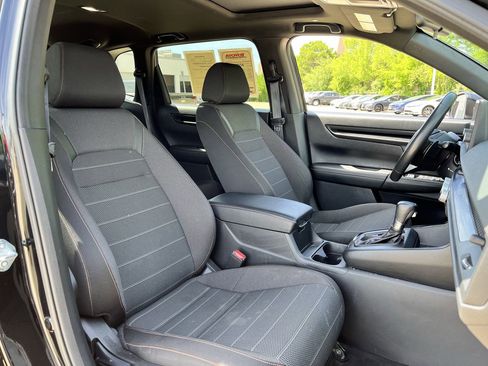Used 2024 Honda CR-V Sport image 25