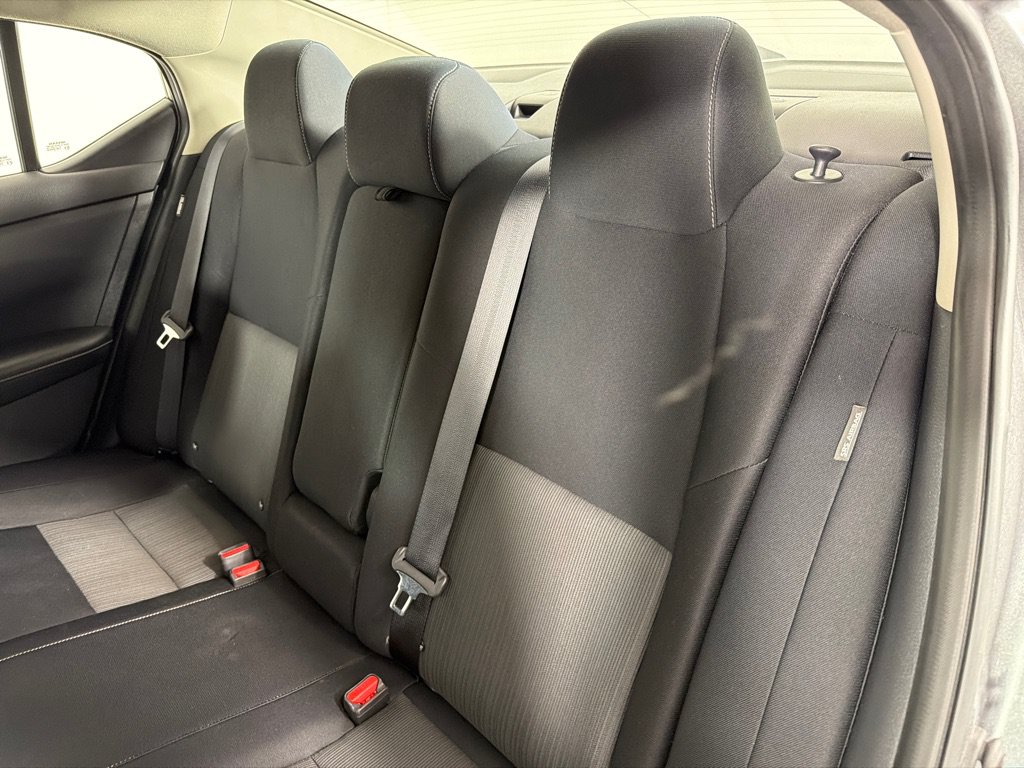 Used 2021 Nissan Sentra SV FWD image 18