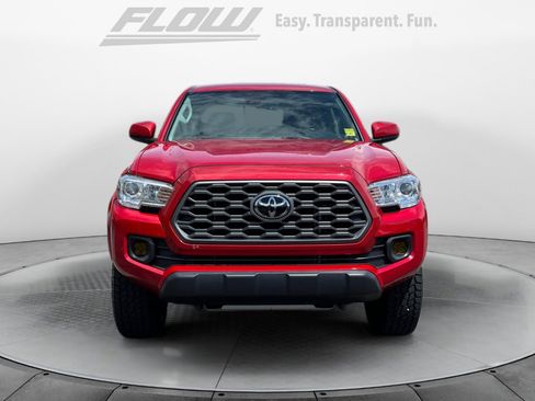 Certified 2023 Toyota Tacoma SR5 AWD/4WD image 3