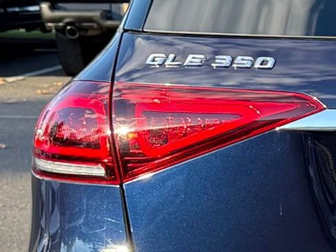 Used 2021 Mercedes-Benz GLE 350 4MATIC image 17
