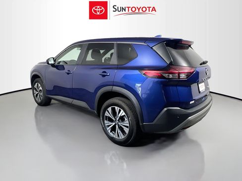 Used 2023 Nissan Rogue SV AWD/4WD image 6