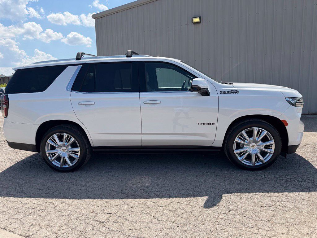 Used 2021 Chevrolet Tahoe High Country AWD/4WD image 4