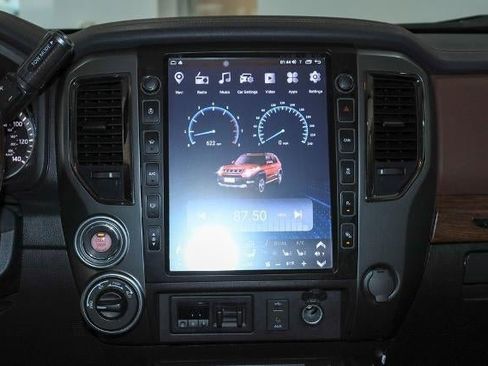 Used 2018 Nissan Titan Platinum Reserve w/ Platinum Utility Package image 19