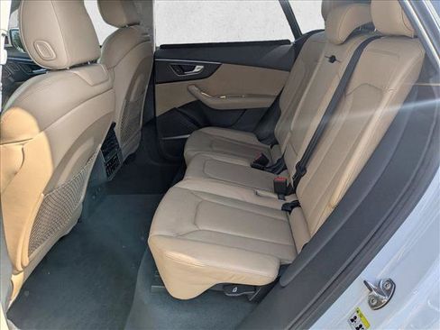 Used 2019 Audi Q8 Prestige AWD/4WD image 16