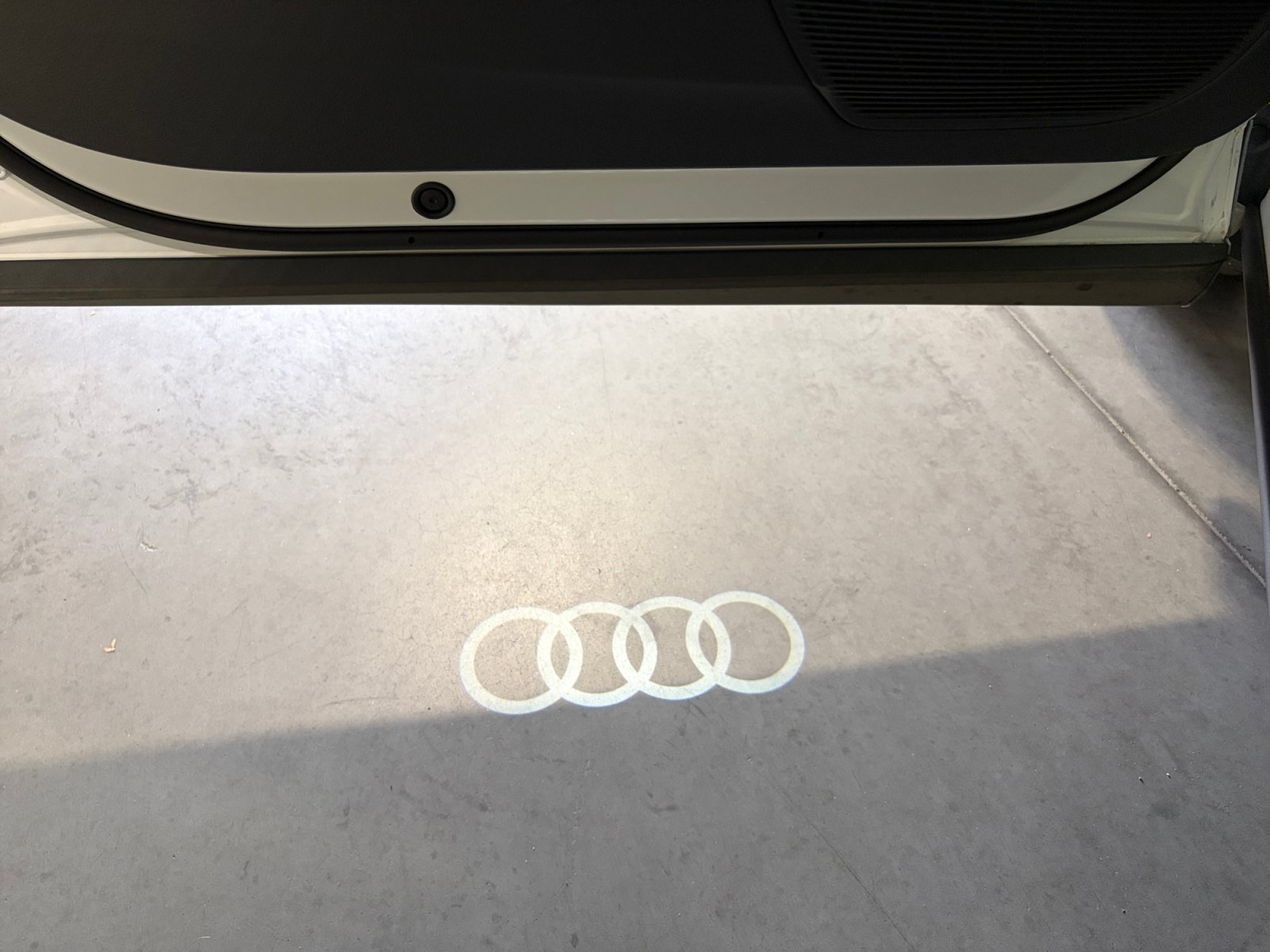 Used 2023 Audi Q8 Premium Plus AWD/4WD image 43