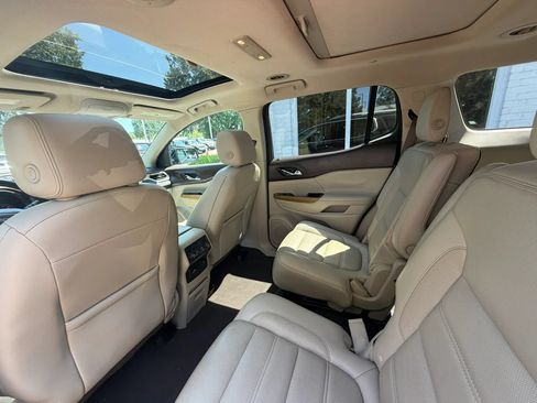 Used 2018 GMC Acadia Denali AWD/4WD image 19