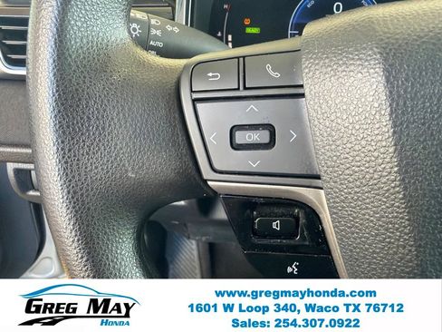 Used 2025 Toyota Camry LE FWD image 16