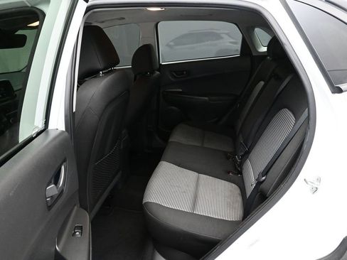 Used 2020 Hyundai Kona SEL Plus w/ Cargo Package image 14