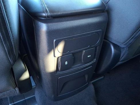 Certified 2023 Ford Explorer XLT AWD/4WD image 11
