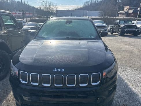 Certified 2022 Jeep Compass Latitude w/ Convenience Group image 6