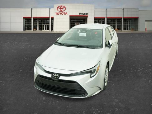 New 2026 Toyota Corolla LE FWD image 21