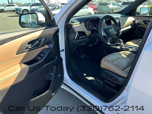 Certified 2023 Chevrolet Traverse Premier AWD/4WD image 12