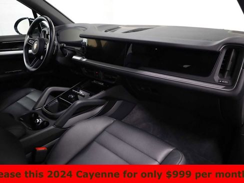 Certified 2024 Porsche Cayenne image 6
