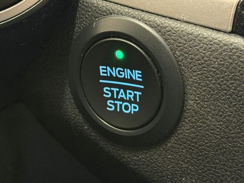 Used 2020 Ford Escape SE AWD/4WD image 32