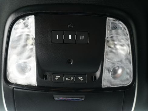 Used 2023 Dodge Durango GT RWD image 25