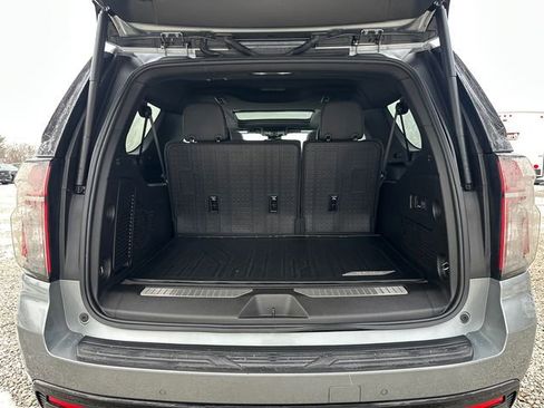 Used 2024 Chevrolet Suburban RST w/ Luxury Package image 13