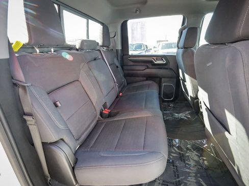 Used 2025 Chevrolet Silverado 3500 LT AWD/4WD image 27