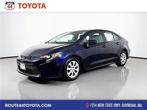 Used 2024 Toyota Corolla LE image 1