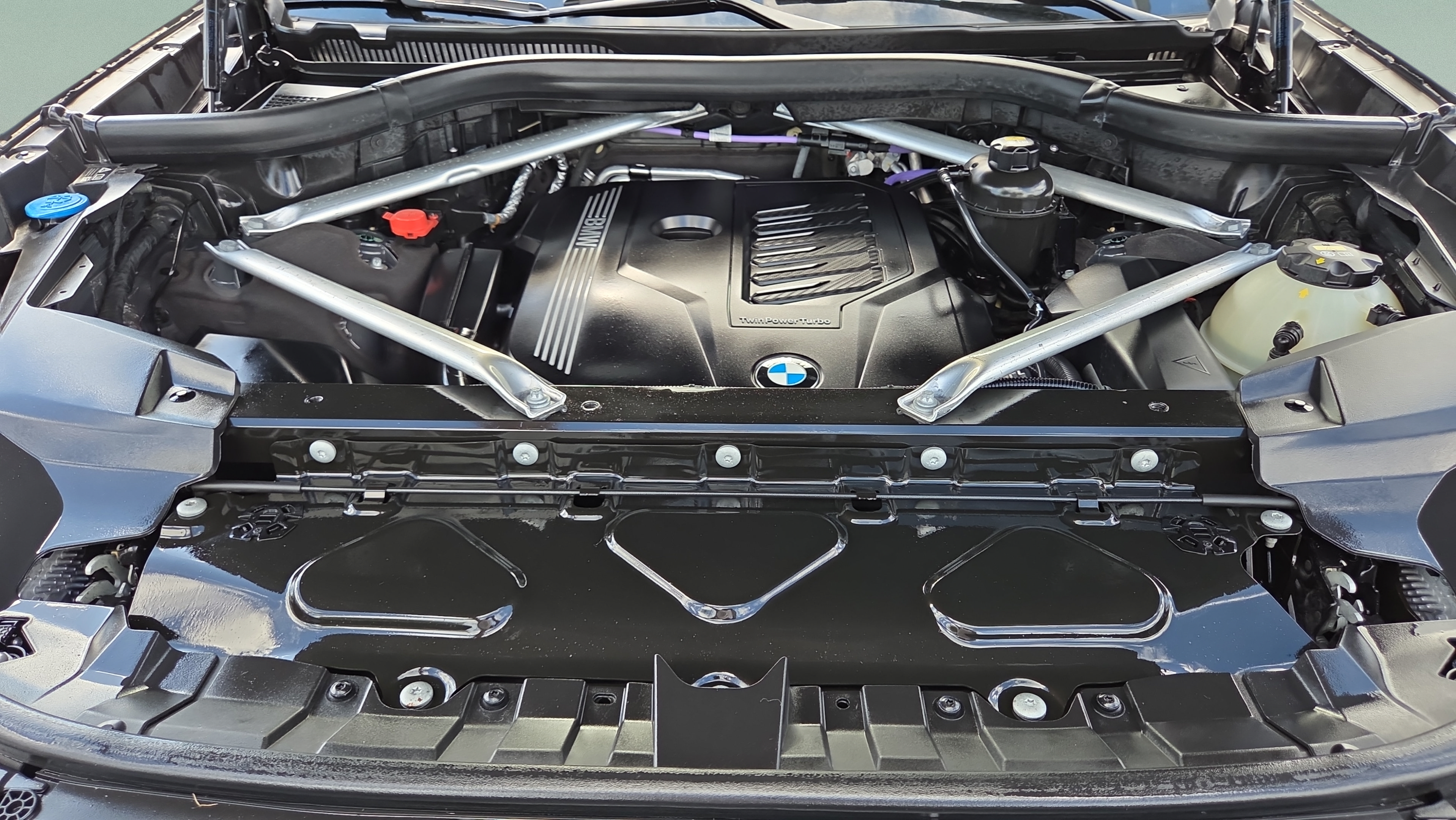 Used 2021 BMW X7 xDrive40i w/ M Sport Package AWD/4WD image 19