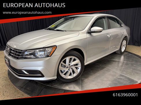 Used 2018 Volkswagen Passat 2.0T SE image 1