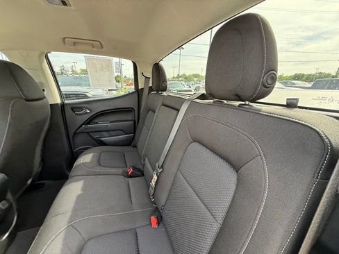 Used 2020 Chevrolet Colorado LT AWD/4WD image 24