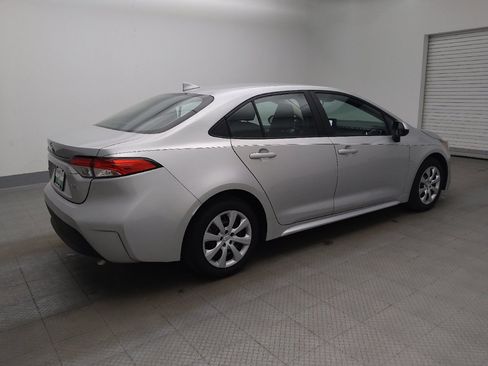 Used 2025 Toyota Corolla LE FWD image 10