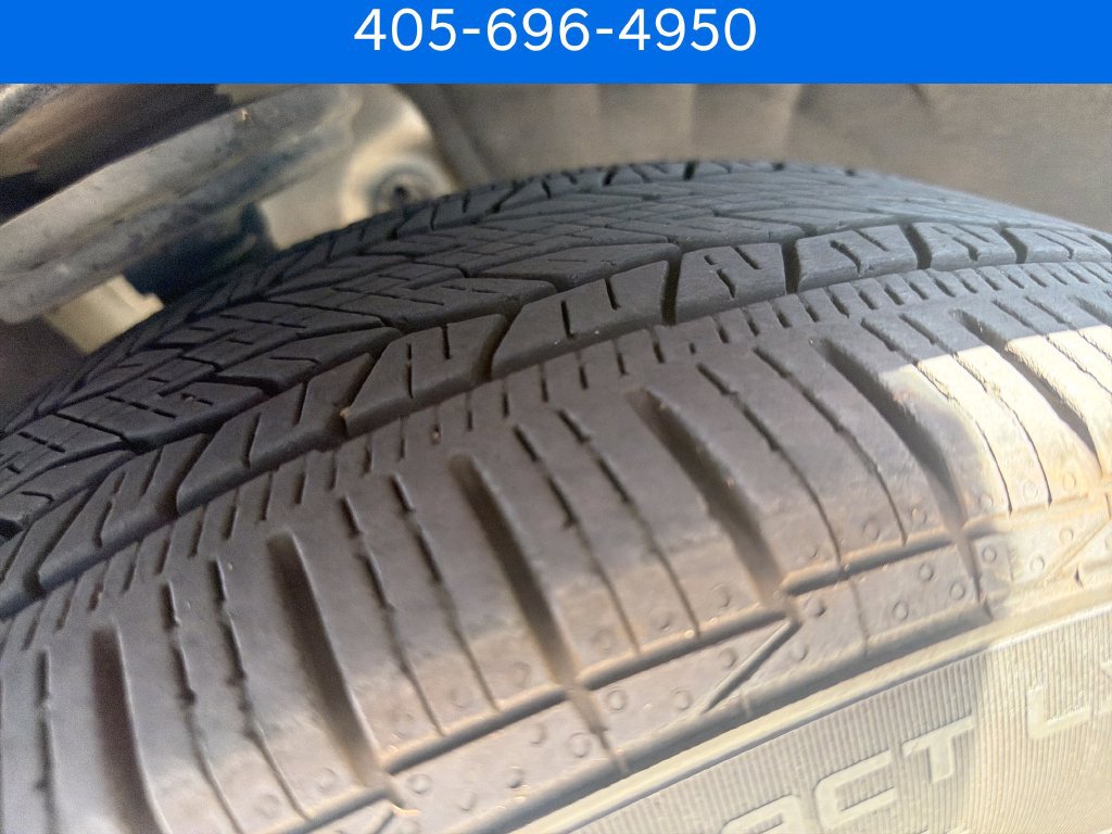 Used 2022 Buick Enclave Premium w/ Experience Buick Package AWD/4WD image 11
