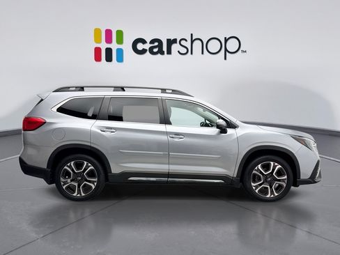 Used 2023 Subaru Ascent Limited w/ Technology Package AWD/4WD image 6