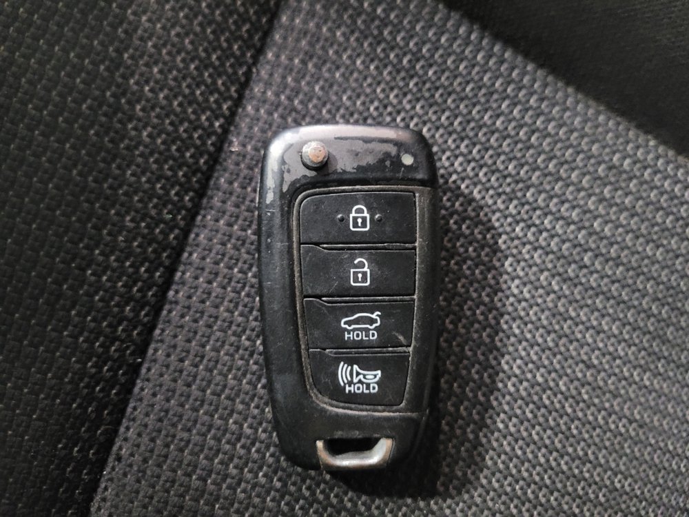 Used 2021 Hyundai Accent SE FWD image 32