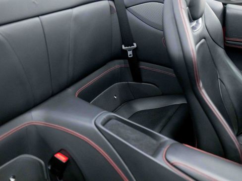 Used 2019 Ferrari Portofino RWD image 80