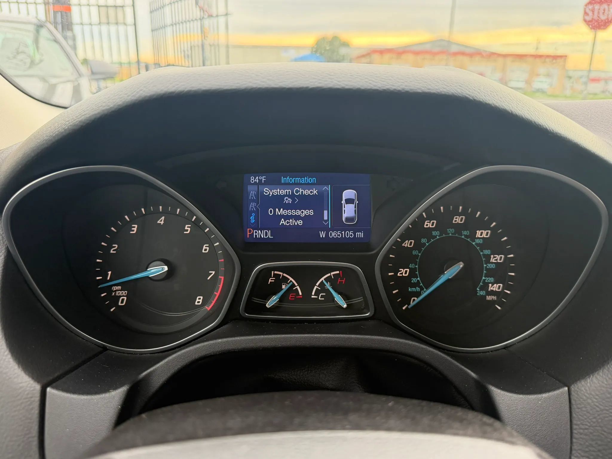 Used 2014 Ford Focus SE w/ SE Winter Package FWD image 17